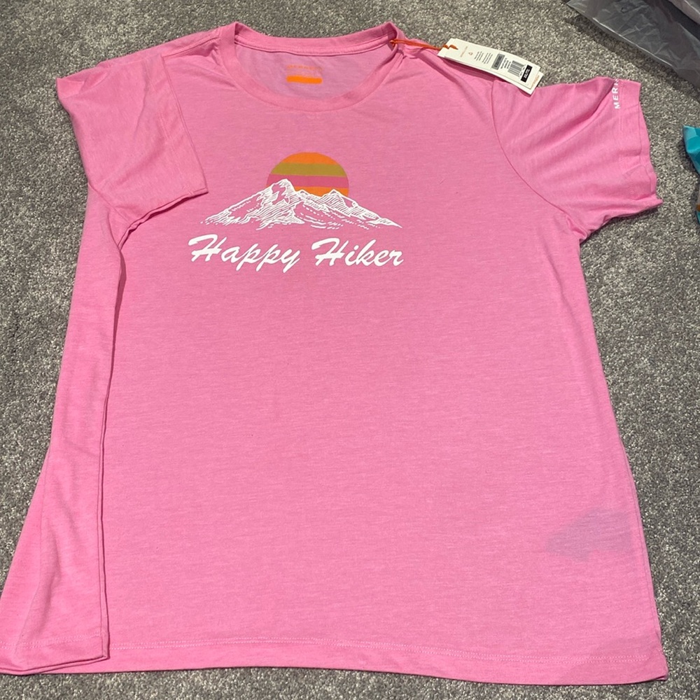 Merrell “happy hiker” pink t-shirt Xxl new with tags